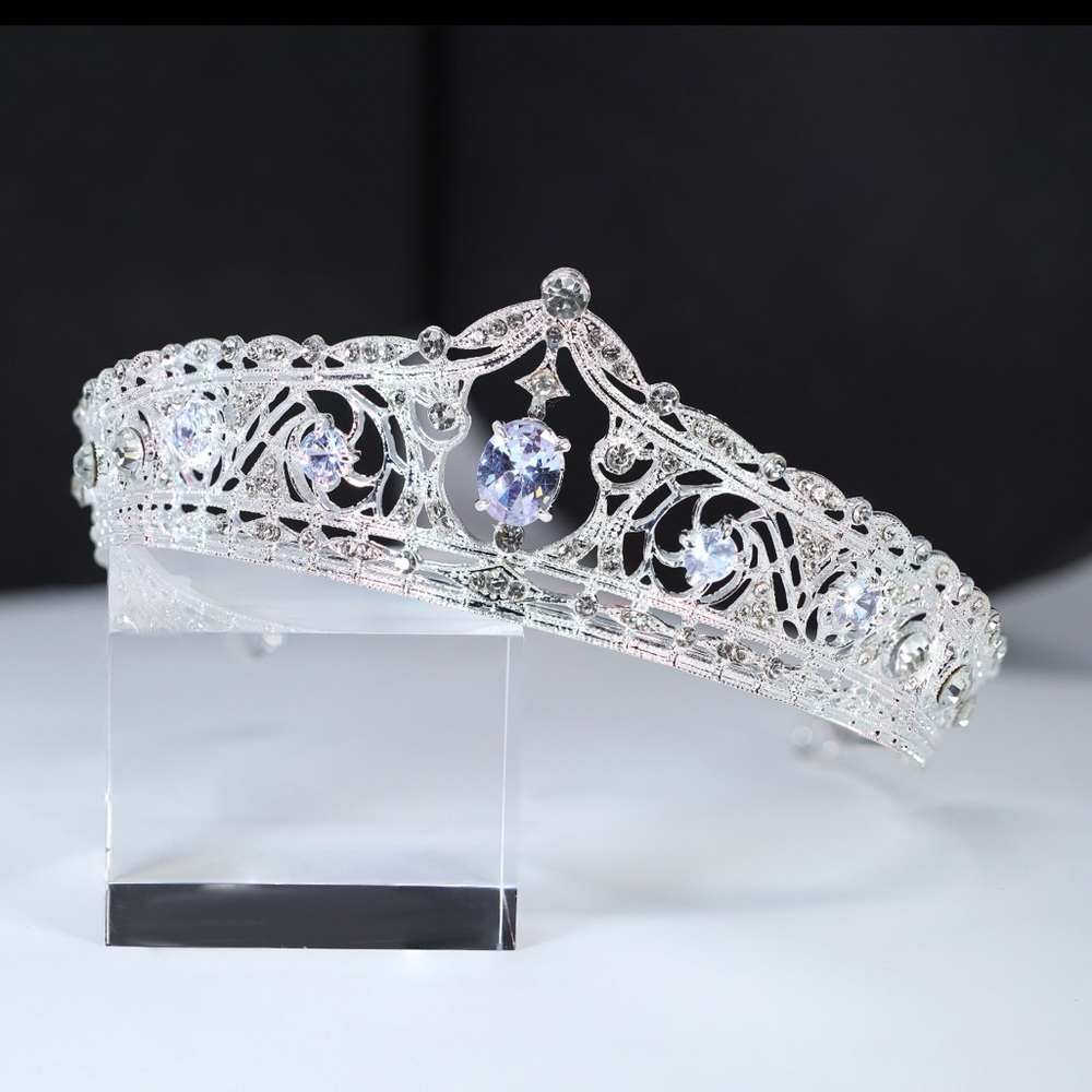 Swarovski Silver Tiara with Crystal Details